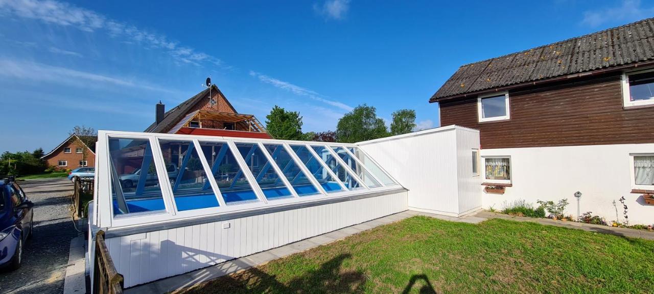 Ferienwohnung mit Pool Nordleda Exterior foto